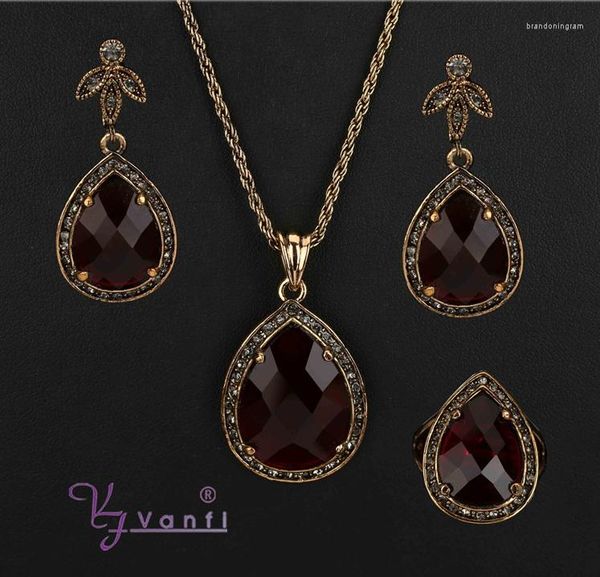 Collana Orecchini Set Luxury Party Antique Gold Color Stone Crystal Red Heart Ciondolo geometrico