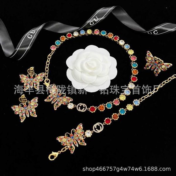 Anello per orecchino familiare con braccialetto a farfalla con diamante pieno, temperamento, gioielli di lusso, personalità color caramella