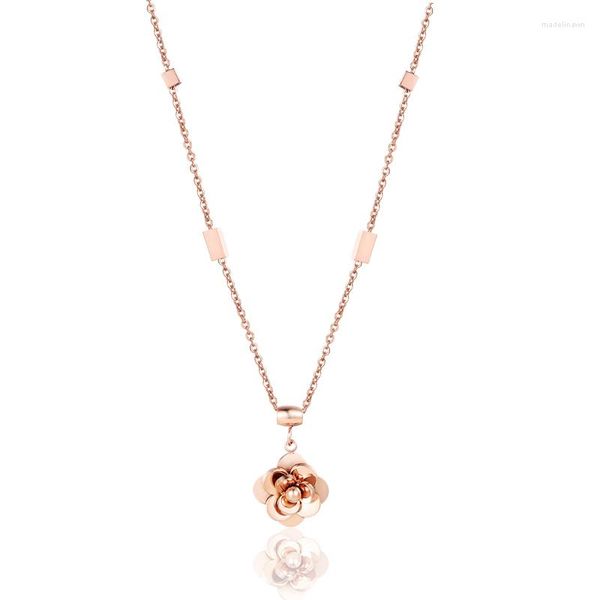 Catene Collana classica con ciondolo a forma di fiore in fiore di alta qualità Gioielli di marca in acciaio inossidabile color oro rosa di alta qualità per le donne