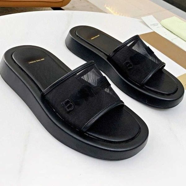 Designer klassische Flip-Flops Hausschuhe Paar Schuhe große Stickerei hochwertiges Leder Mode Slippe Sandalen Männer