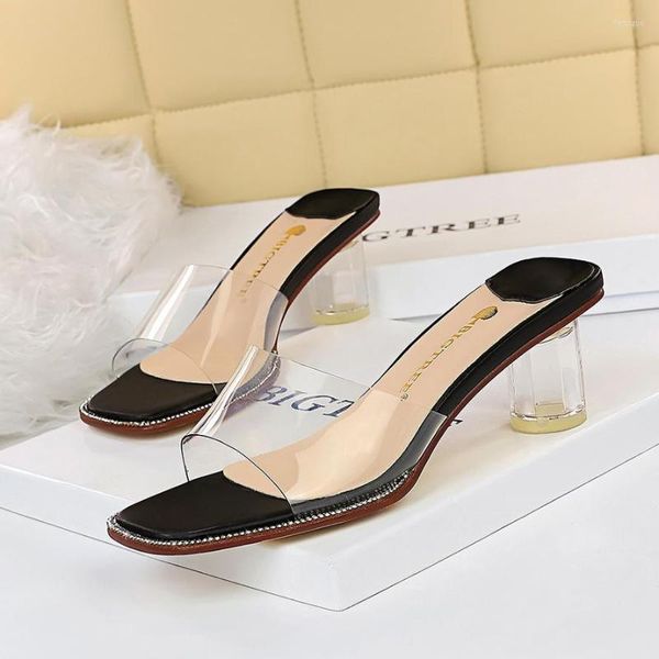 Slippers 2023 Moda de verão Mulheres 5cm Clear High Heels Mules Designer Aberto do dedo do dedo do pé de cristal slides mujer Party Shoes