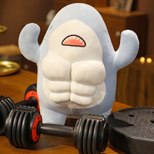 Плюшевые кукол Muscle Shark игрушка японский стиль смешной IES Обнять подушку полную фаршированную домашнюю декору подарок для детей 230303