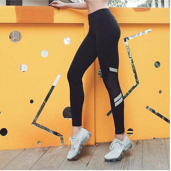 Calças ativas Yoga Mulheres que executam leggings de altas cintura reflexo tights let yarn gym fitness treinamento feminino push up up