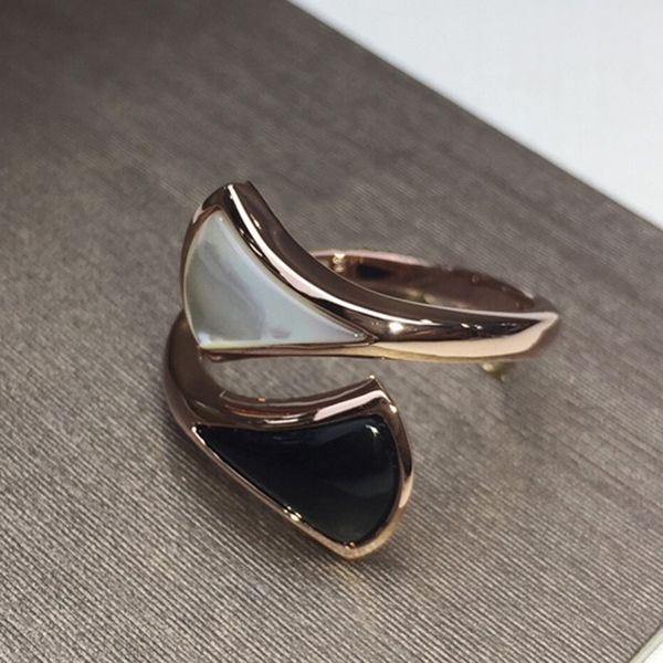 BUIGARI Fächerförmiger Rockserien-Designerring für Damen, weiße Muschel, freie Größenanpassung, vergoldet, 18 Karat, offizielle Reproduktionen, klassischer Stil, Jubiläumsgeschenk 023