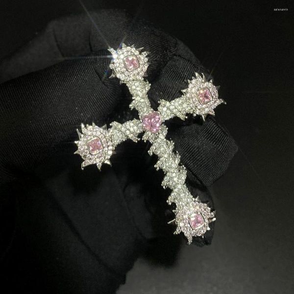 Ketten Weiß Rosa Cz Gepflasterte Rose Blume Form Kreuz Anhänger Überzogene Silber Farbe Für Frauen Männer Hip Hop Halskette Schmuck großhandel