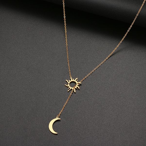 Collier Totem Soleil Et Lune En Acier Inoxydable Pour Les Femmes À La Mode Exquis Été Indispensable Fête Pour Un Ami Bijoux