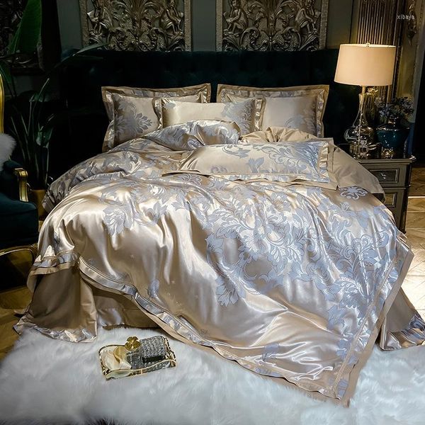 Set di biancheria da letto in raso jacquard europeo a quattro pezzi in cotone di lusso tutto il lenzuolo da sposa