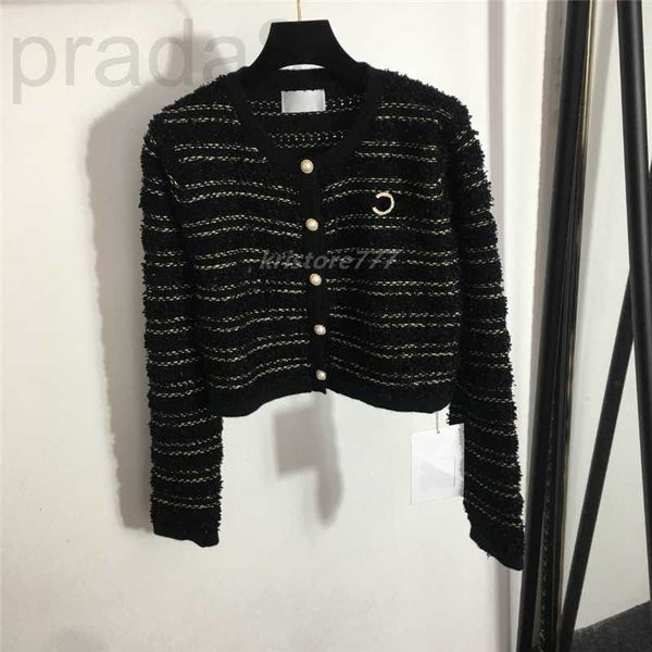 Maglioni da donna Designer 22 Maglioni a righe Top Ragazze Milan Runway Lettera Spilla Crop Top Camicia Cardigan 5D87