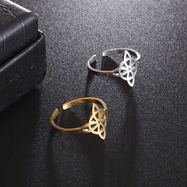 Anel de aço inoxidável para mulheres anéis de bruxa para mulheres abertas de quatro folhas de quatro folhas redondo anel de bruxa amuleto de bruxaria AA230306