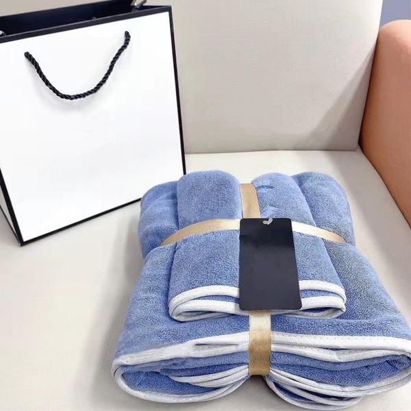 Set di asciugamani Desinger Asciugamano per il viso e il bagno Coperta per piscina grande Super morbido Casa Hotel Viaggio Uso Bagno Spa Asciugamano da doccia durevole Asciugatura rapida 8 colori 2 pezzi