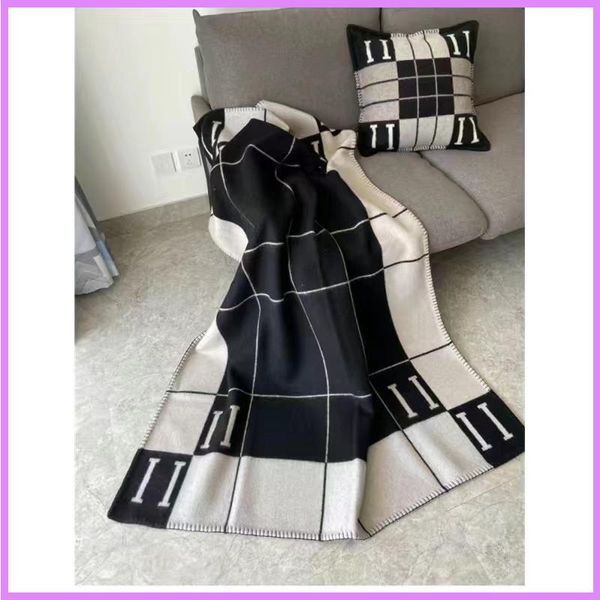 Дизайнерская одеяло гостиная драпировка диван летний одеял кашемирные одеяла буквы повседневной 135*175 см. Офисная мебель дома