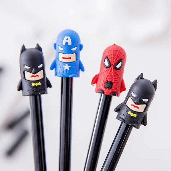 Penne gel 4Pcslot Cute Cartoon Hero Penne gel 038mm Black Pen Kawaii School Stationery Fornitori Accessori per ufficio Boy Kids Cool Gift J230306