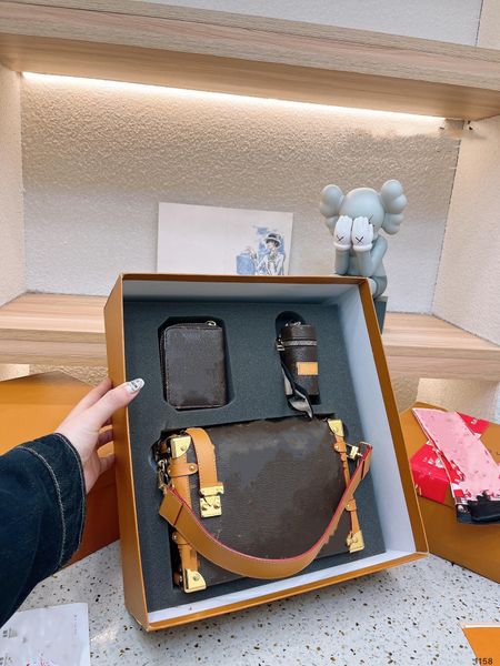 Umhängetaschen Designer Luxus Geschenkbox Verpackungsbeutel geprägte Brieftasche Kosmetiktasche Drei-in-Eins Tote Handtasche Luxus