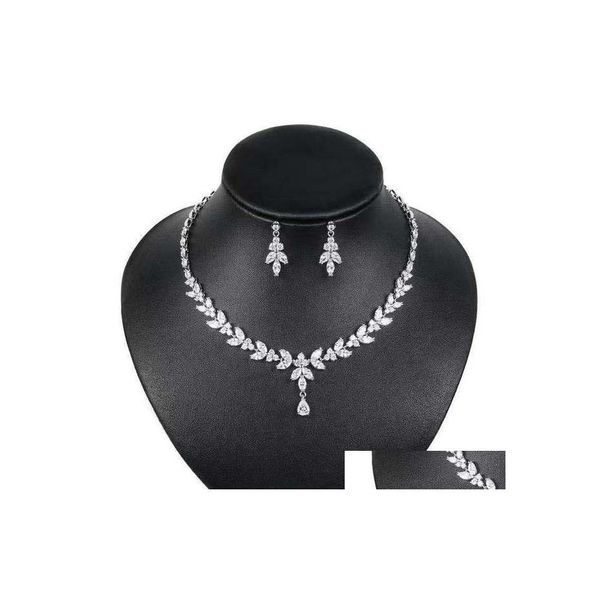 Gioielli Cristalli di lusso Set da sposa scintillanti 2021 Collana di moda Orecchini Accessori per spose da donna Per il regalo del partito di promenade Al8609 Drop Dhteu