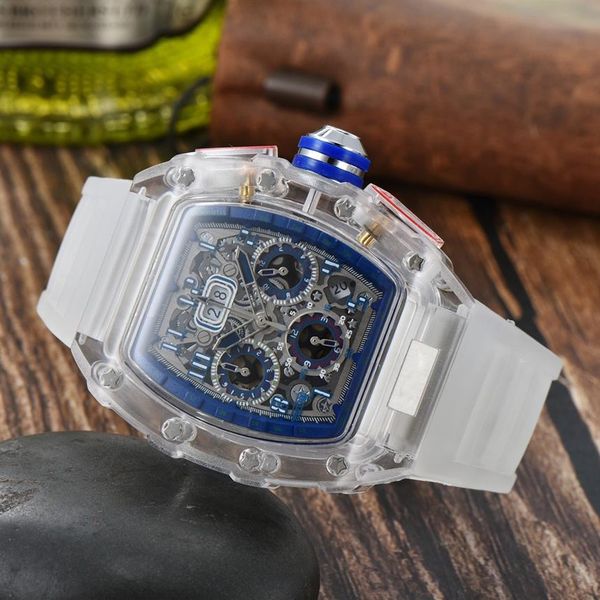 Luxury Mens Watch Quartz Çok Fonksiyonlu Mul Fonksiyonlu Saniyeler Kadın Günlük Saatler Şeffaf Kauçuk Strap209h