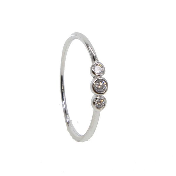 Anéis de banda % 925 Sterling Silver Delicate Dainty Girl Women Jóias de Finger Três Pedras Simples Fino Silver Ring AA230306