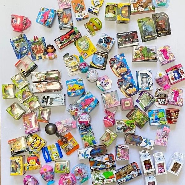 Andere Spielzeuge Mini-Supermarkt Gefälschte Überraschungseipuppe im Kartonstil Verschiedene Überraschungsbälle Marke Fun Gadgets Jungen und Mädchen 230307