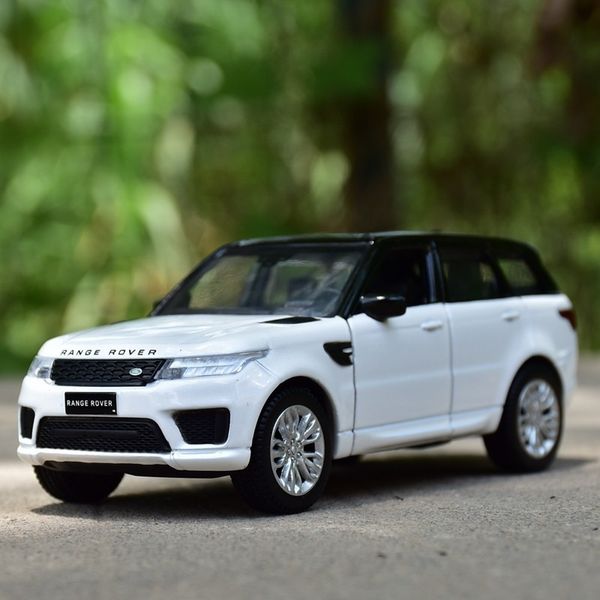 Diecast Model 1 36 Rover Range Rover SUV Diecast Alloy Metal Luxury Car Model Pull Back Car For Children Toys With Collection Gift 230308