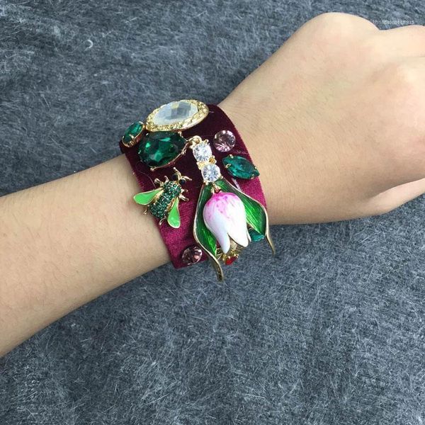 Bileklik Şarap Kırmızı Velvet Barok Retro Bee Bangles Kristal Gem Çiçek Takımları Kadınlar İçin Açık Bilezik Seviyor Hediye Bileği Band1