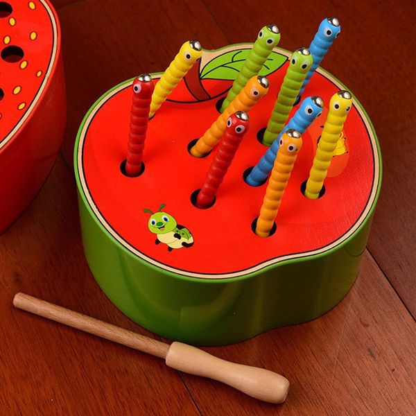 Blocks Magnet Strawberry Catch Worms Placa Pesca Game for Kids Magnetic Catching Montessori Educational Toys Baby Gift 230307