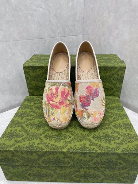 Женские дизайнерские засоры с плоскими скользящими туфлями Espadrilles Summer Canvas Roafers с цветами и тигровой печати классическая обувь для отдыха