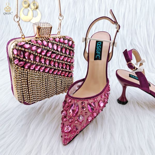 Sandali QSGFC Scarpe e borsa da festa per ragazze di design italiano Moda nigeriana Mini borse in pizzo e scarpe a punta con tacco medio 230309