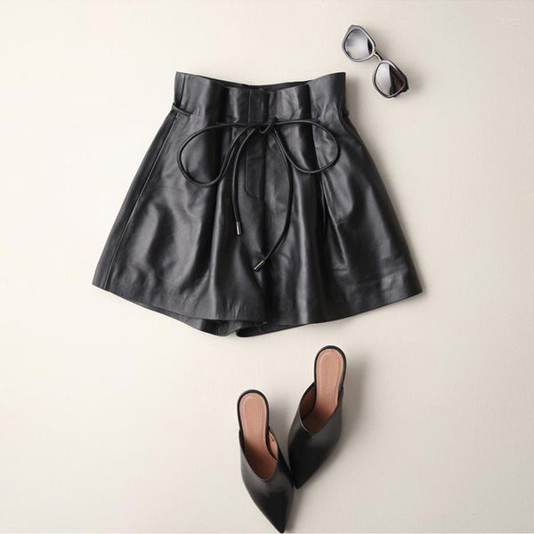 Calça feminina Moda 2023 Bermuda de couro real preto para mulheres shorts soltos motocicletas punk mid cintura joelho femme
