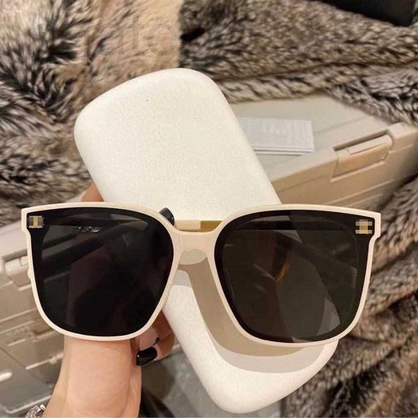 Óculos de sol Frames Designernet Red com o mesmo temperamento Mulheres dirigindo anti -UV Slim Glate Glasses Tiktok Live Broadcast pp1v