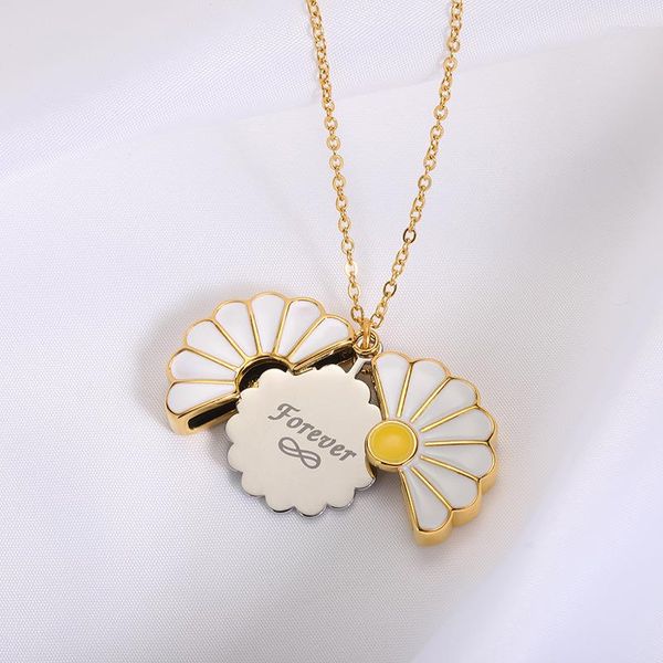 Ketten Daisy Schmuck Halskette Weibliche Gold Farbe Anhänger Tropfen Öl Blume Design Öffnen und Schließen Brief Für Damen