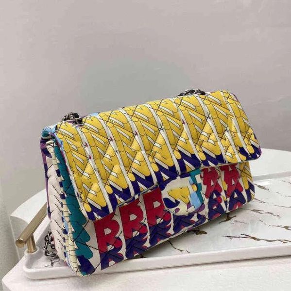 Borsa CC Borse per la spesa Designer con patta trapuntata con alfabeto arcobaleno in pelle di agnello con motivo classico a quadri in metallo argentato, spalla con bottoni, tendenza da donna di lusso