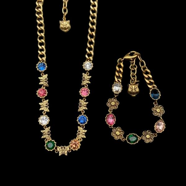 Designer-Halskette für Damen, Charm-Schmetterling, 18 Karat vergoldetes Halsketten- und Armband-Set, Jubiläumsgeschenk