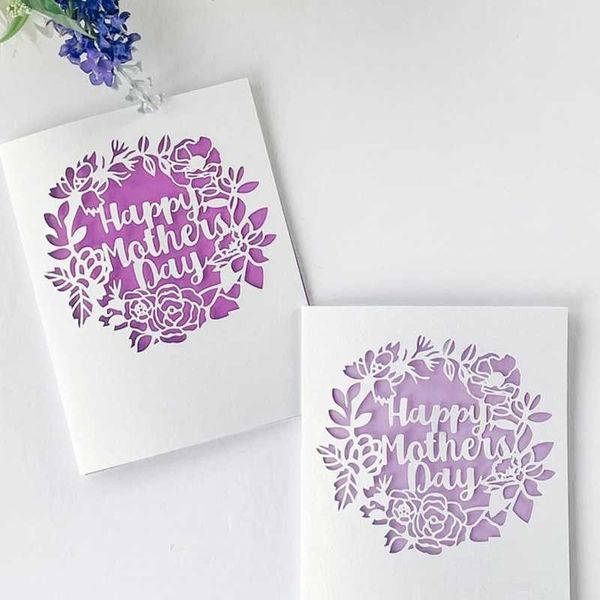 Buoni regalo Happy Mothers Day e ghirlanda di fiori Metallo Taglio Muore Stencil DIY Scrapbooking Eming Strumento Carta Carta Album Modello Z0310