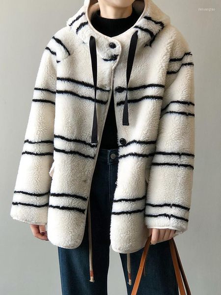 Giacche da donna QOERLIN Teddy con cappuccio in lana di agnello da donna 2023 Inverno caldo moda coreana a righe Cappotto di pelliccia Cappotto di peluche tascabile da donna