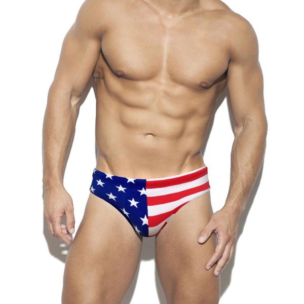 Menas de banho feminina Arme de banho masculino American Flag Prind Beachwear Man Rápido Macho de maiô seco masculino Person Brave Summer Low Swimsuitswo