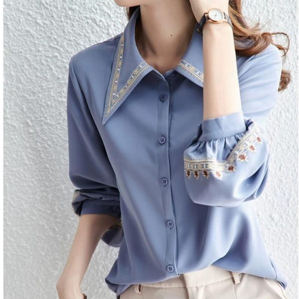 Blouses feminina Blusa vintage Mulheres elegantes camisa retrô bordada de manga longa de manga longa de manga longa, senhoras de luxo designer de luxo