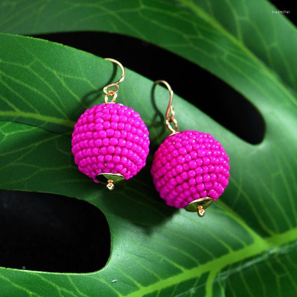 Brincos de balanço 5 Cores de miçangas de acrílico étnico Bola pendurada moda de moda artesanal de joias boêmios curtas para mulheres