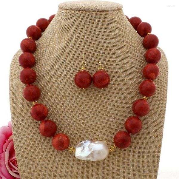 Set di orecchini con collana di perle Keshi bianche di corallo rosso da 20