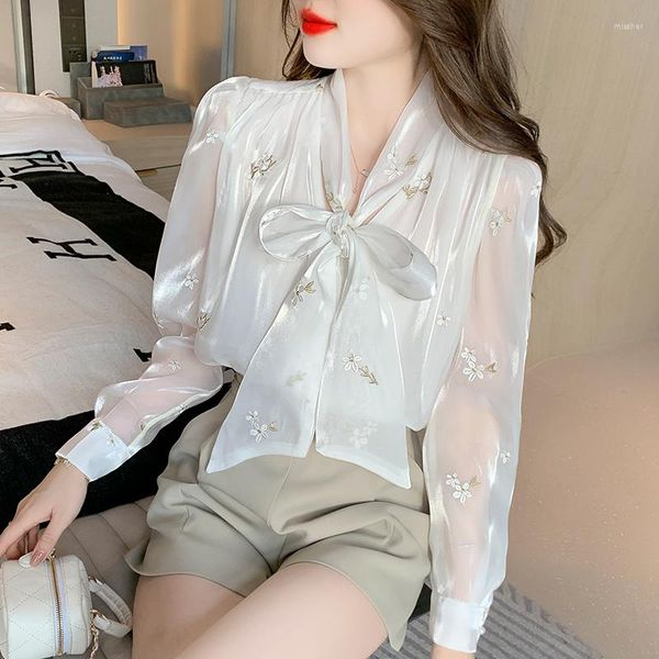 Kadın bluzları qoerlin pembe gömlek yay tatlı moda işlemeli dantel yukarı beyaz kelebek fener kolu zarif şifon bluz kadın