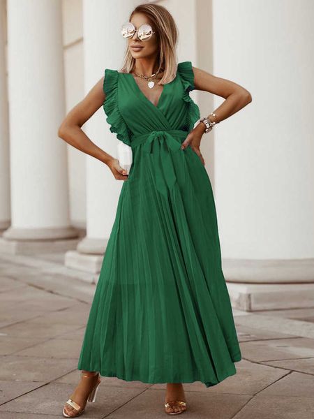 Abiti casual Moda Elegante abito da donna senza maniche scollo a V Abito lungo estivo Abito da festa sexy con pieghe Abito maxi in chiffon verde con cintura G230311