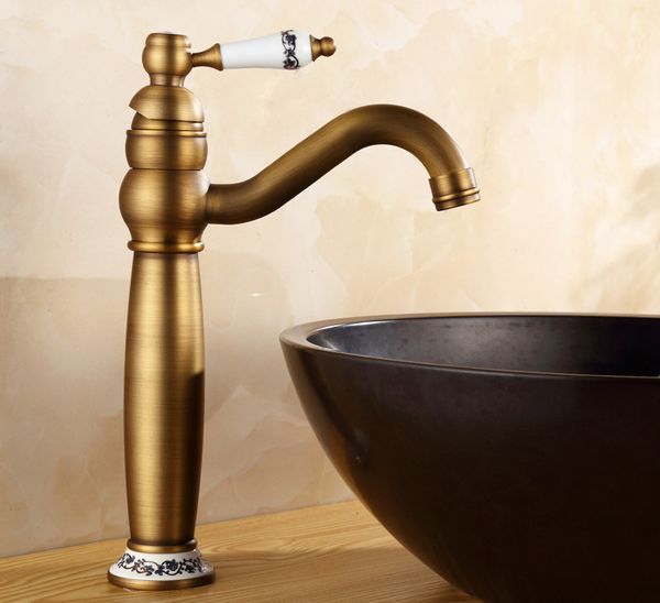 Rubinetti per lavabo da bagno Rubinetti per lavabo Ottone bronzo antico Rubinetto per lavabo da bagno europeo 1 foro a leva da appoggio Deck Rubinetti per acqua fredda Mxier 9201 230311