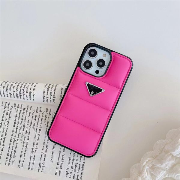 Capas de telefone de moda de designer de luxo para iphone 15promax 15pro 15 14 14plus 14promax 13 13PRO 12pro 12 11 xsmax xr x xs 11promax Silicone Casal Capa de telefone móvel