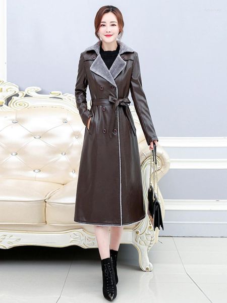 Casca de couro feminino Classic Real Women Women e Peles Long Sheepskin Coats Ladies Genuine Jackets