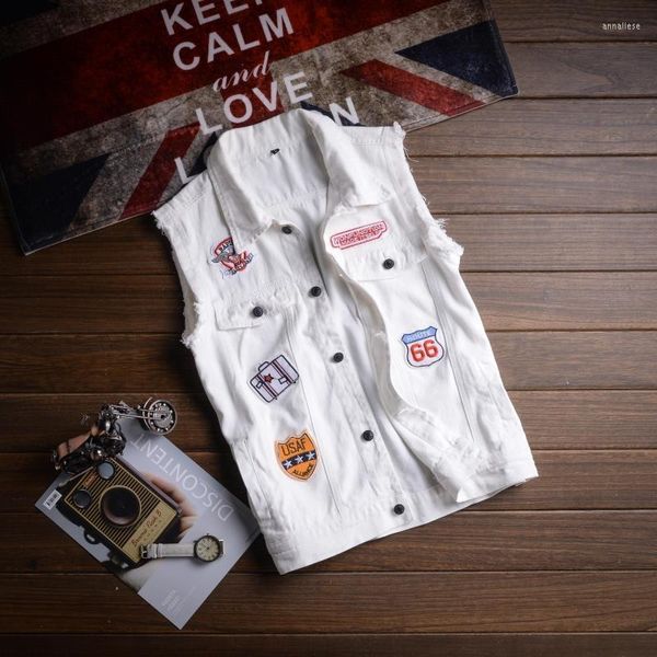 Gilet da uomo Moda 2023 Uomini estivi Gilet da cowboy Coreano senza maniche Ricamo Slim White Ticket Vestiti in denim Colete Masculino