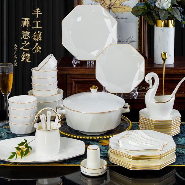 Обеденный залог наборы вручную золотистого края Light Luxury Bone China Dableware Подарочная чаша для посуды тарелка ложки ложки палочки для палочек для комбинирования наборы.