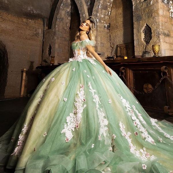 Grünes herzförmiges, schulterfreies Quinceanera-Kleid, Ballkleid, Blumenapplikationen, Spitzen-Tull-Korsett für Sweet 15-Mädchen-Partykleid