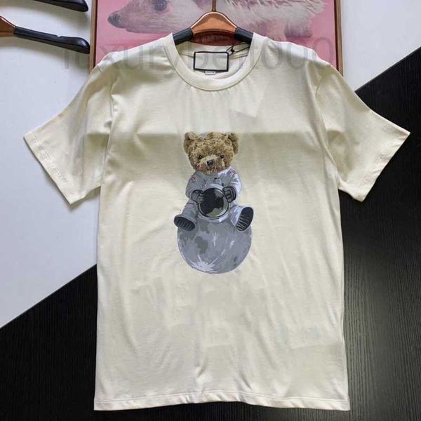 T-shirt da uomo Designer Simpatico orsetto giocattolo in costume da astronauta seduto sulla luna Stampa 3D T-shirt in cotone T-shirt estiva a maniche corte girocollo da uomo VZV7
