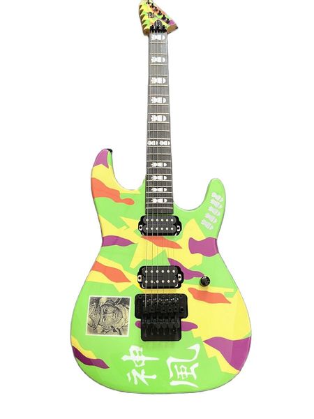 Custom Shop George Lynch Kamikaze III E-Gitarre Creme Camouflage Floyd Rose Tremolo, schwarze Hardware