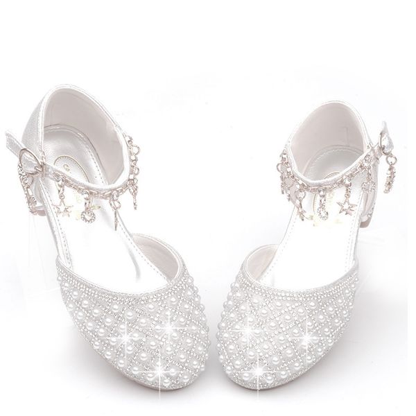 Tênis de tênis sapatos de salto alto para crianças Pearl Teen Crystal Party Princesa Criando Casamento Casamento Sandálias de Couro Formal 230313