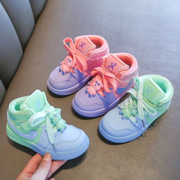 Çocuk Spor ayakkabıları 2023 Bahar ve Sonbahar Tarzı Yüksek Üst Kızlar Sıradan Ayakkabı Slip Non Slip Non Slip Non Slip Cartoon Boy'un Koşu Ayakkabıları Yumuşak Talesli Bebek Toddler Ayakkabı Boyutu 21-32
