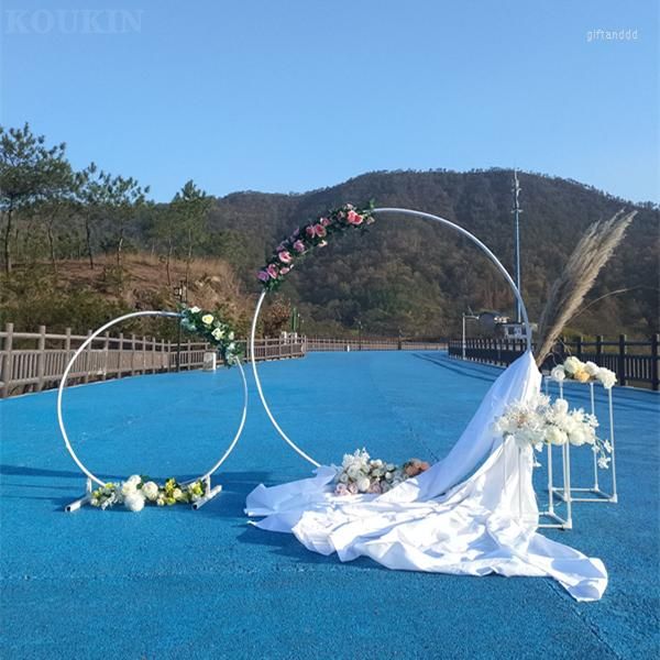 Decoração de festa redonda arco de casamento arranjo de flores de fundo quadro de aniversário balão de balão flores artificiais stand prateleira
